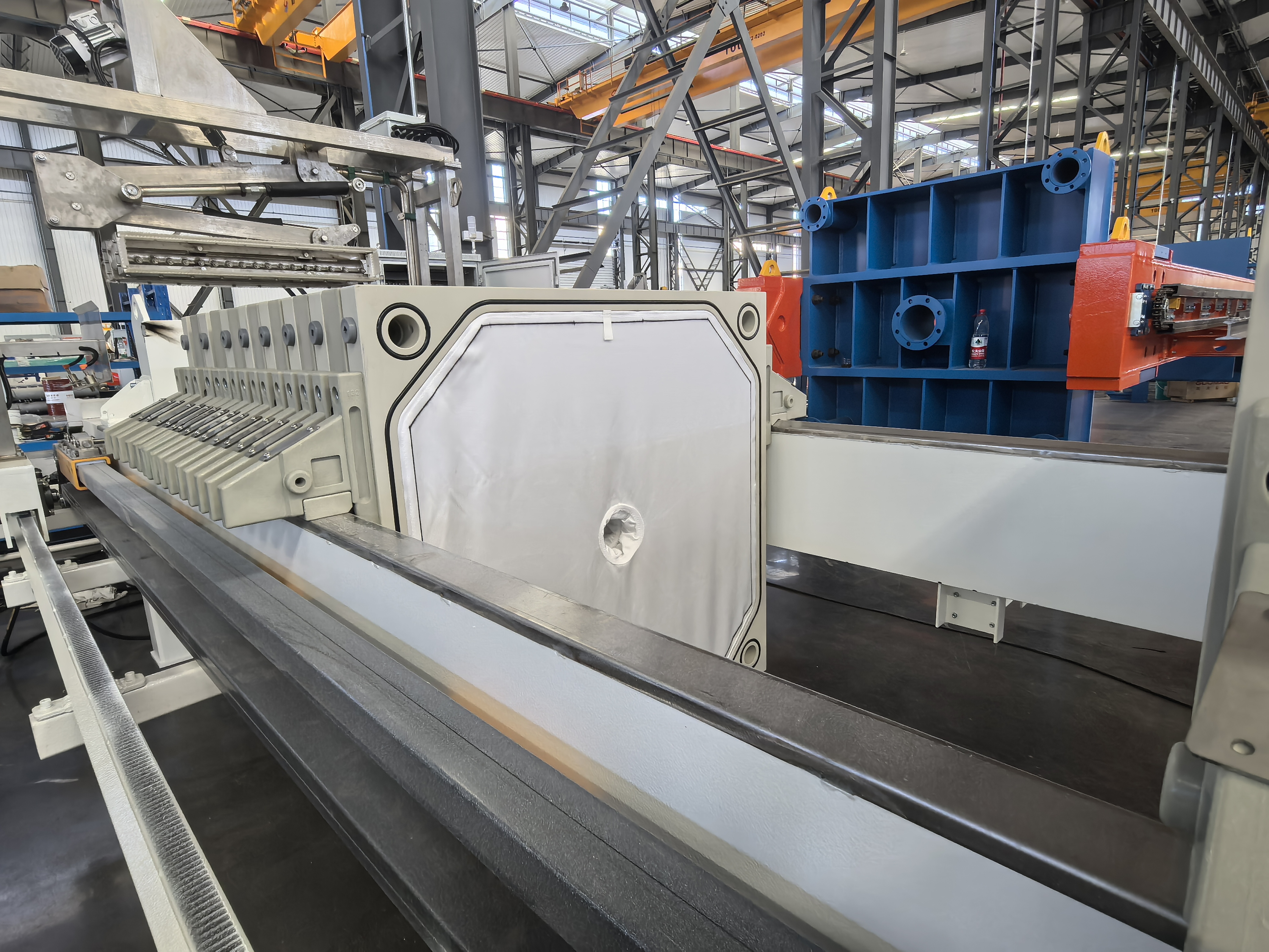 High Temperature Filter Press with Automatic Pulling Device and Washing System
